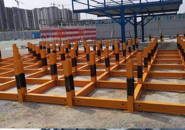 19 钢筋堆放架