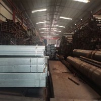 瑞铧钢铁大型仓储