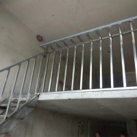 钢结构楼梯